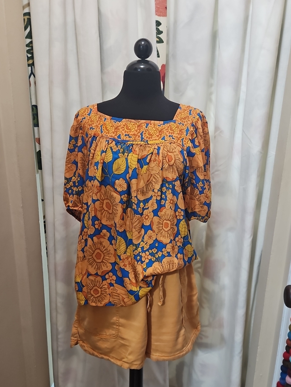 Boho Floral Square-Neck Peasant Top & Baggy Shorts